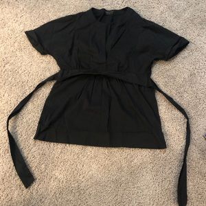 Black short sleeve bcbg top